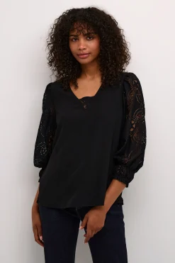 CUasmine Blus