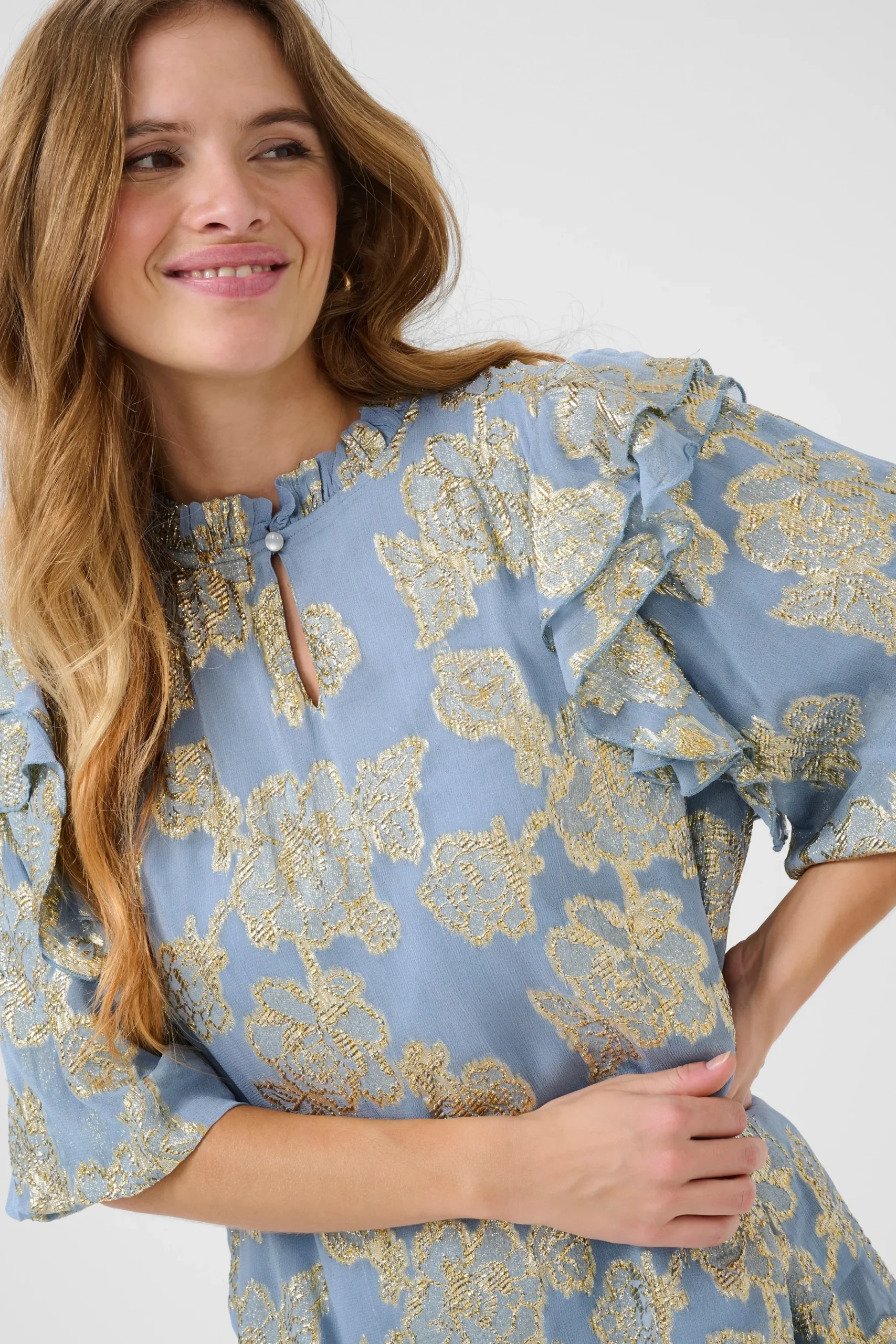 CUfloi Blus