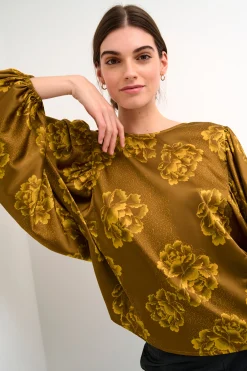 CUrosie Blus