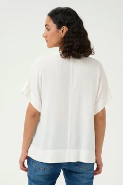 KAmilia Blus
