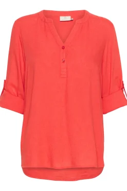 KAmilia Blus