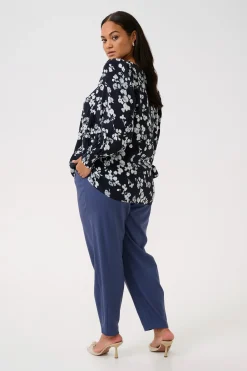 KCalicia Blus