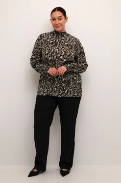 KCami Blus