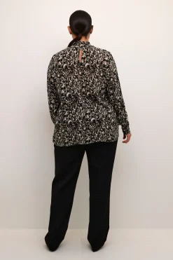 KCami Blus
