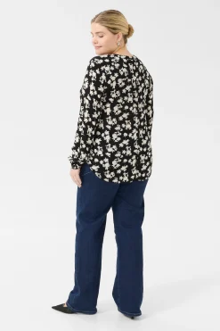 KCami Blus