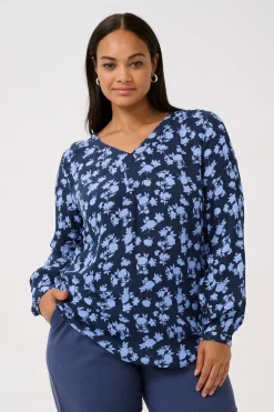 KCami Blus