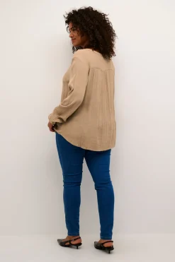 KCami Blus