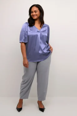 KCkana Blus