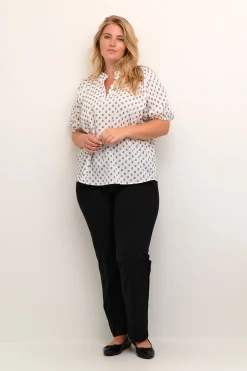KClanni Blus
