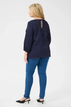 KClaureen Blus