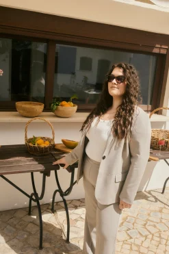 KCsakira Blazer