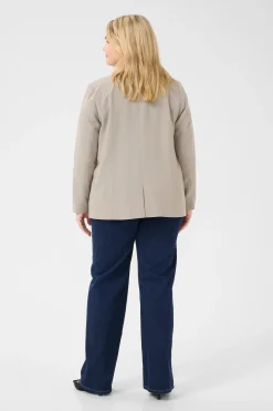 KCsakira Blazer