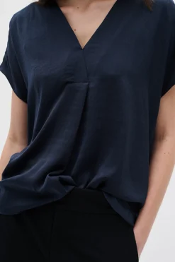RindaIW Blus